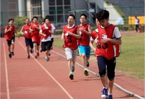 体育成云南中考第四大主科 体育老师再也不会“生病”了